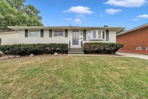 1003 Judie DR, Cleveland, OH 44109