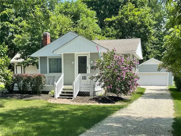 3557 Franklin RD, Stow, OH 44224