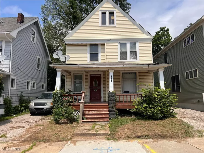 1875 Woodlawn AVE, Cleveland, OH 44112