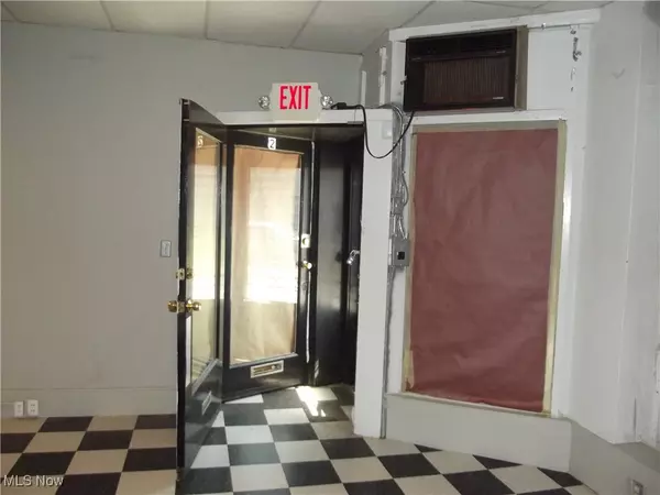 Maple Heights, OH 44137,17051 Libby RD
