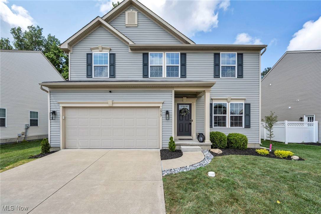 1917 Spruce LN, OH 44077