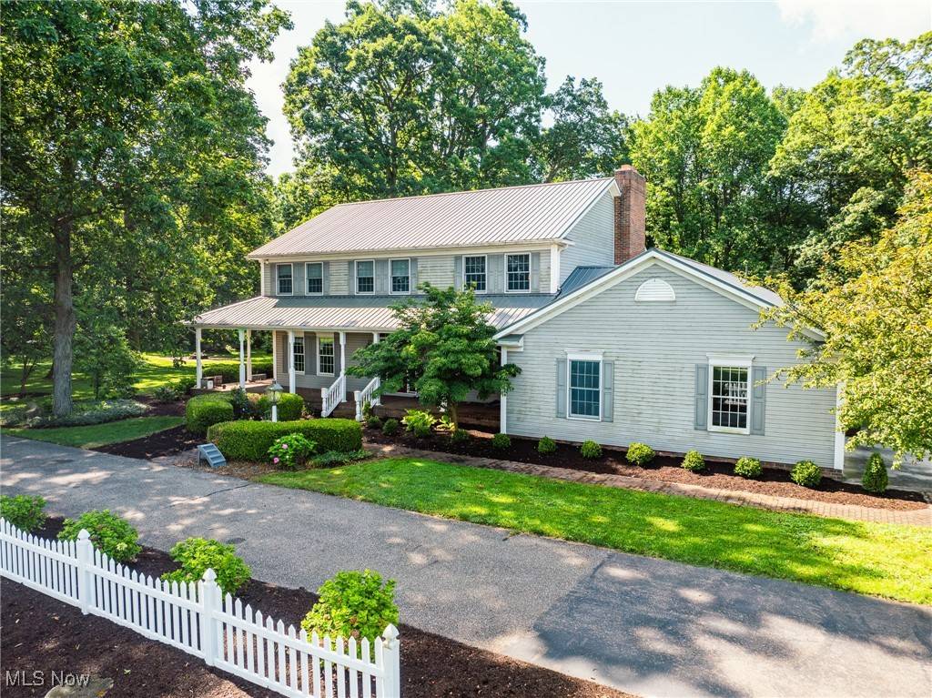 Dalton, OH 44618,13617 Nussbaum RD