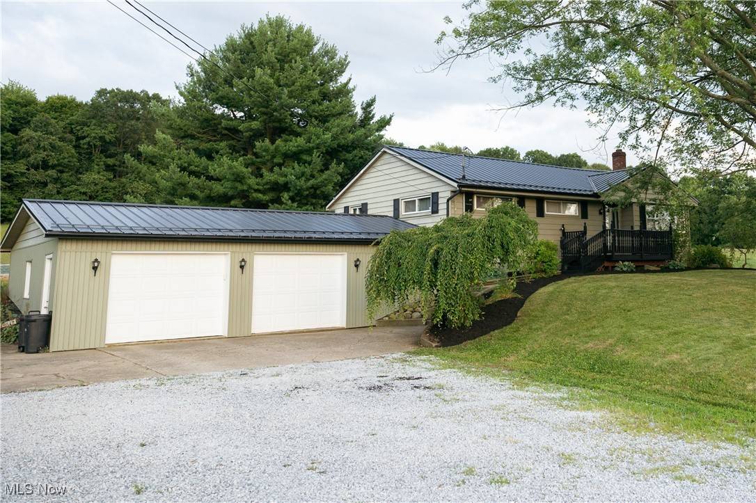 2424 Lebanon RD SW, Dalton, OH 44618