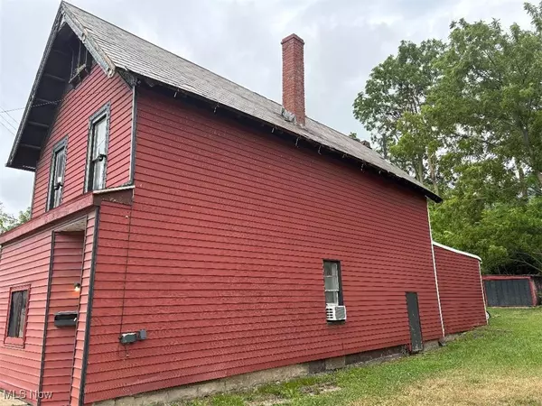 Ashtabula, OH 44004,1205 Bridge ST