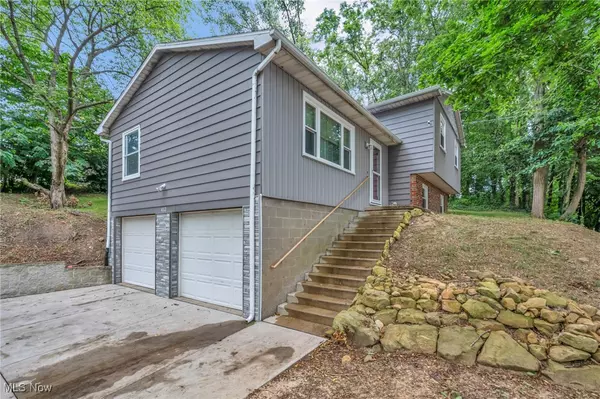 Akron, OH 44312,412 Stevenson AVE