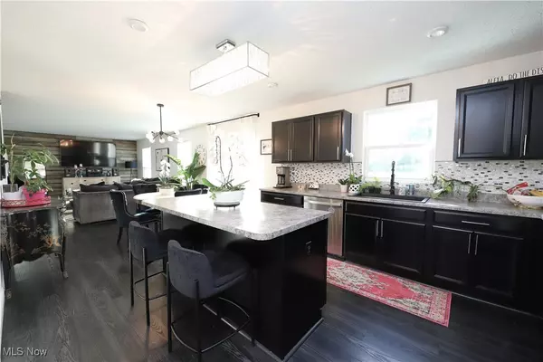 Chippewa Lake, OH 44215,7786 Chesterfield DR