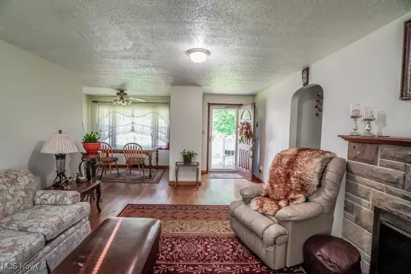 New Franklin, OH 44319,5920 Renninger RD