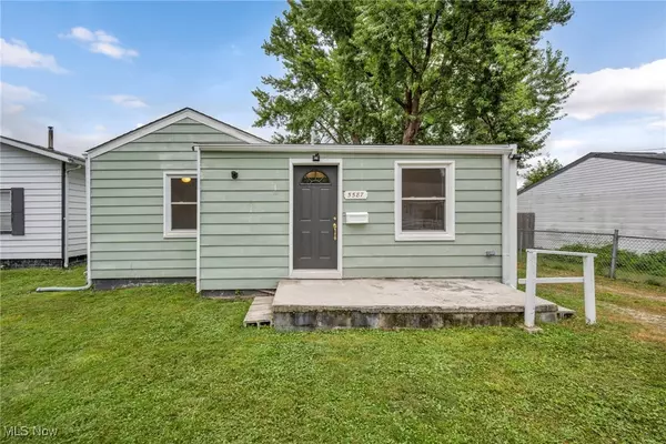Mentor On The Lake, OH 44060,5587 Chagrin DR