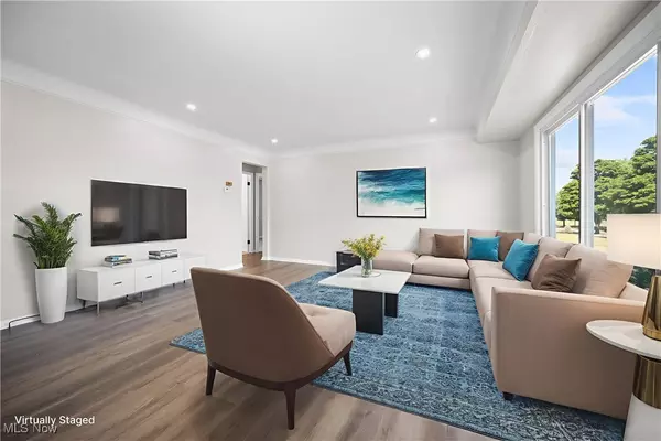 Bedford, OH 44146,172 Willard AVE