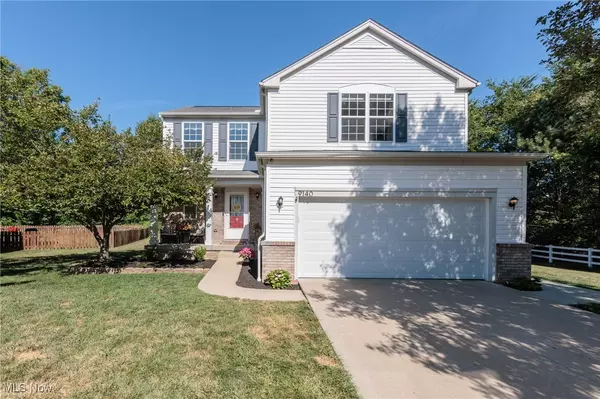 9140 Tiller DR, Olmsted Twp, OH 44138