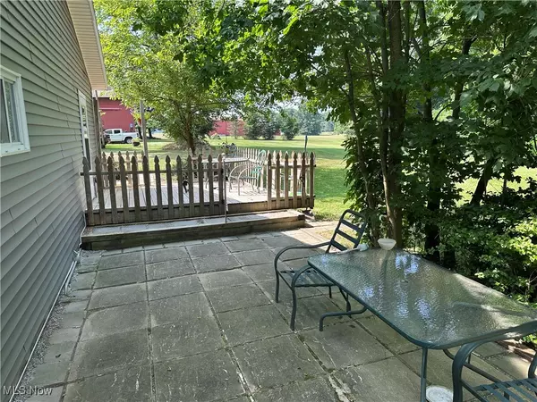 Burbank, OH 44214,15292 Friendsville RD