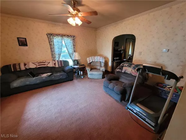 Elyria, OH 44035,255 W River RD N