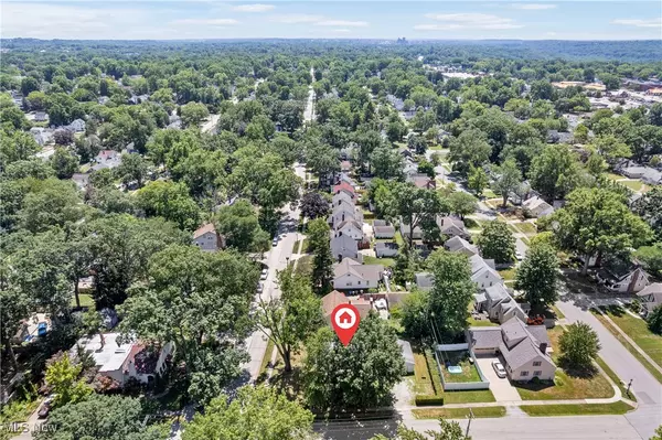 Cuyahoga Falls, OH 44223,1818 Jefferson AVE
