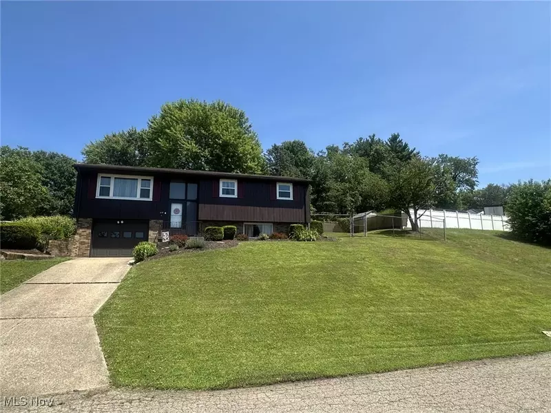 218 Highland BLVD, Coshocton, OH 43812