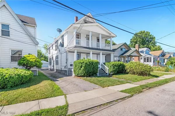 Cleveland, OH 44144,5621 Flowerdale AVE