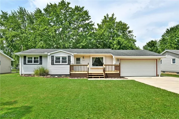 5355 Alva AVE NW, Warren, OH 44483