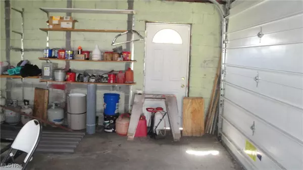 Creston, OH 44217,124 Garden ST