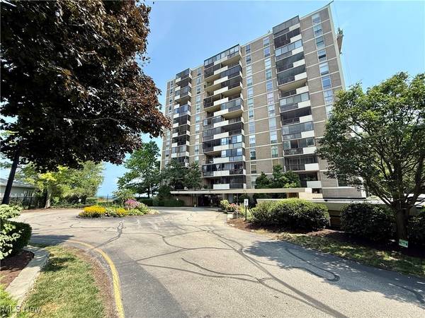 25801 Lakeshore BLVD #53, Euclid, OH 44132