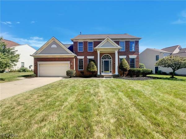 9740 Burton DR, Twinsburg, OH 44087