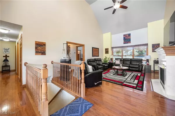 Valley City, OH 44280,1477 Heavenly View LN