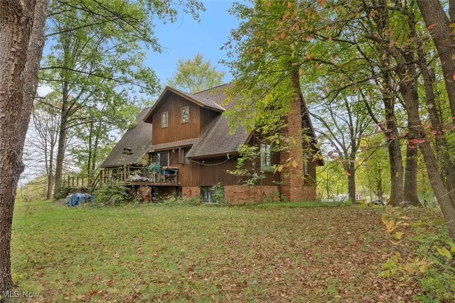 450 W Twinsburg RD, Northfield, OH 44067