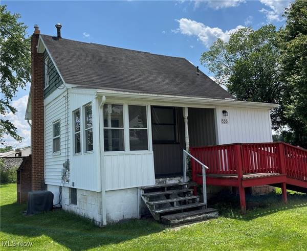 555 W Clark ST, East Palestine, OH 44413