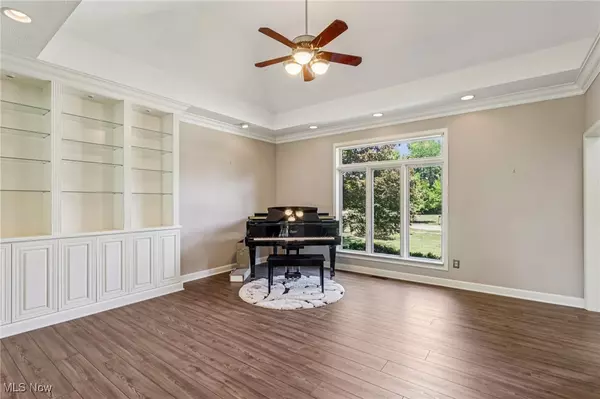 Highland Heights, OH 44143,6164 Tourelle DR