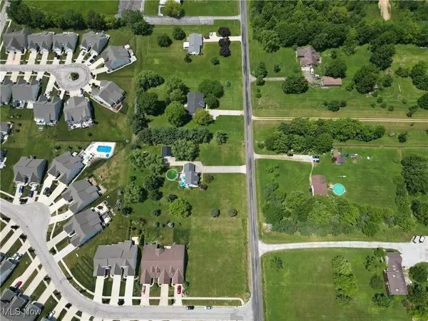 Lagrange, OH 44050,831 Robinson DR