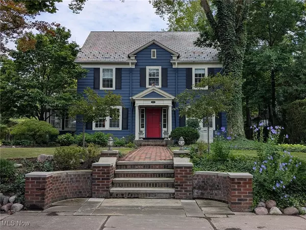 2877 Torrington RD, Shaker Heights, OH 44122