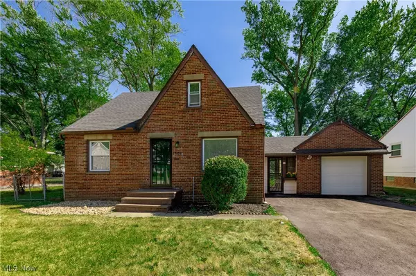 19408 Sumpter RD, Warrensville Heights, OH 44128