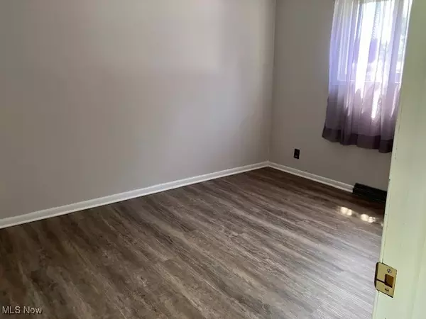 Lodi, OH 44254,113 Howe ST