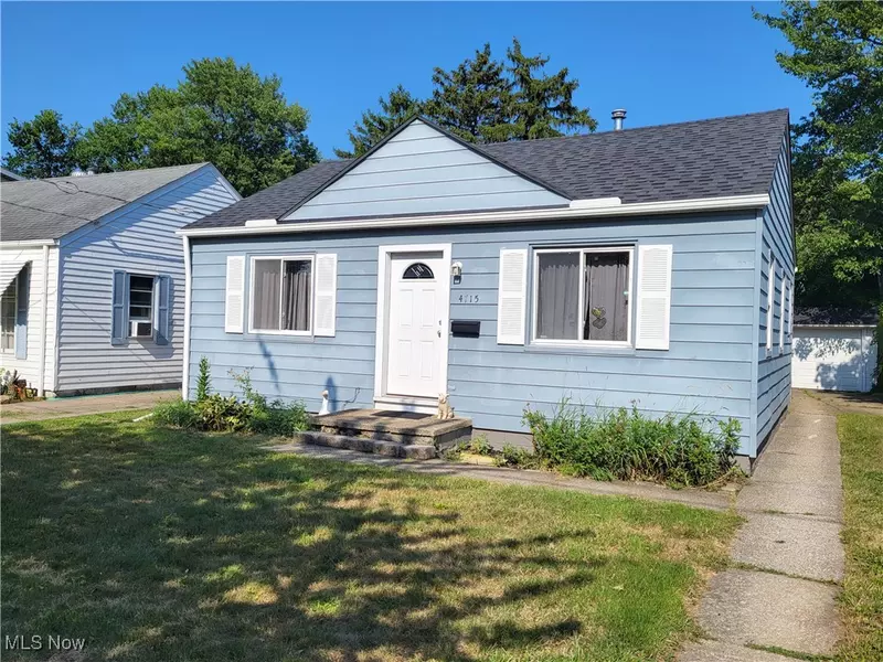 4715 W 146th ST, Cleveland, OH 44135