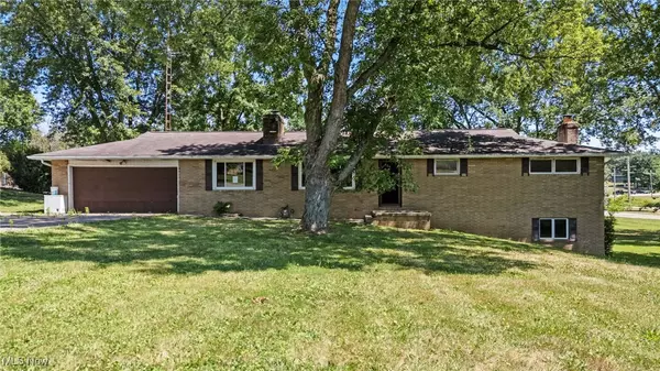 6010 Firestone RD NE, Canton, OH 44721