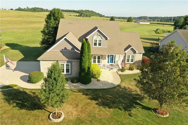 178 Homestead DR, Columbiana, OH 44408