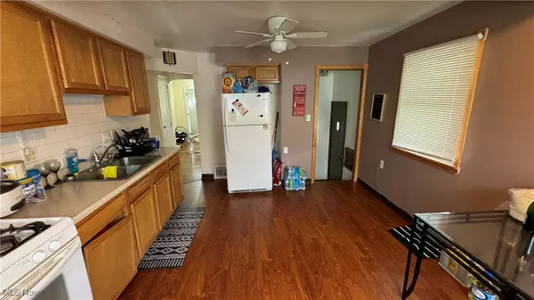 Garfield Heights, OH 44125,13215 Grannis RD
