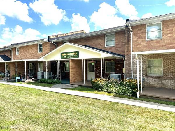 880 Cain ST, East Liverpool, OH 43920