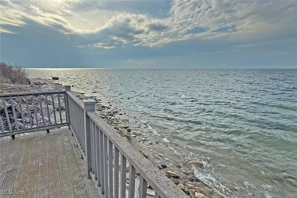 Kelleys Island, OH 43438,103 Southaven LN