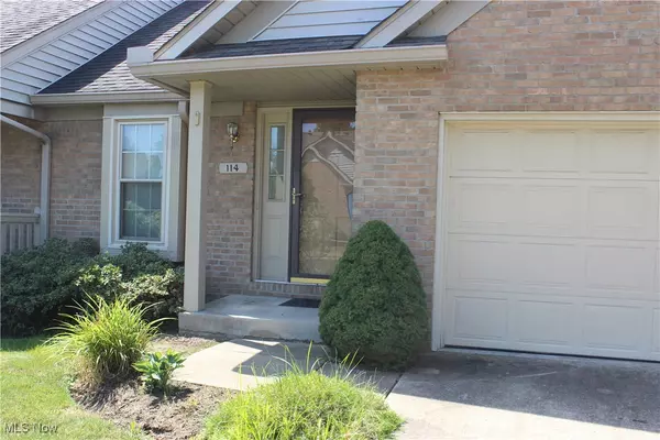 Canton, OH 44721,114 Ledbury CIR NE