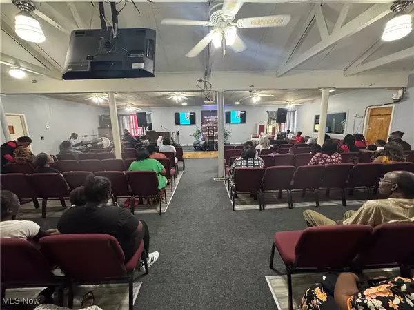 Cleveland, OH 44105,4105 E 114th ST E
