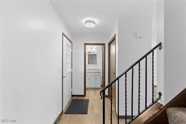 St Clairsville, OH 43950,66819 Anna DR