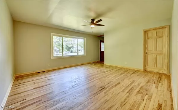 Tallmadge, OH 44278,525 Washburn RD