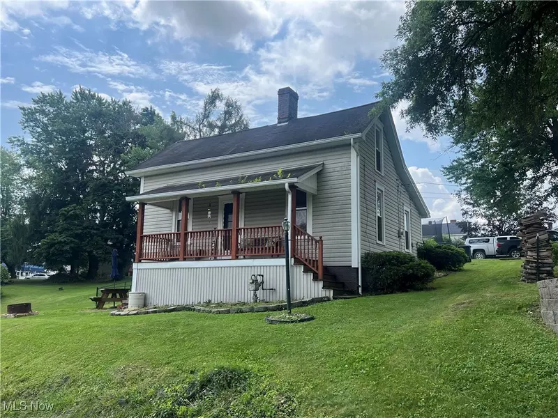 166 Kennard AVE, Barnesville, OH 43713