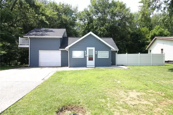 1075 S Wabash AVE, Brewster, OH 44662