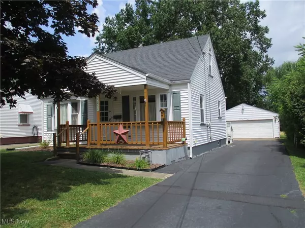 2634 Scheetz ST, Youngstown, OH 44509