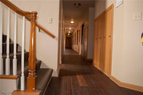 Youngstown, OH 44471,795-796 5th ST