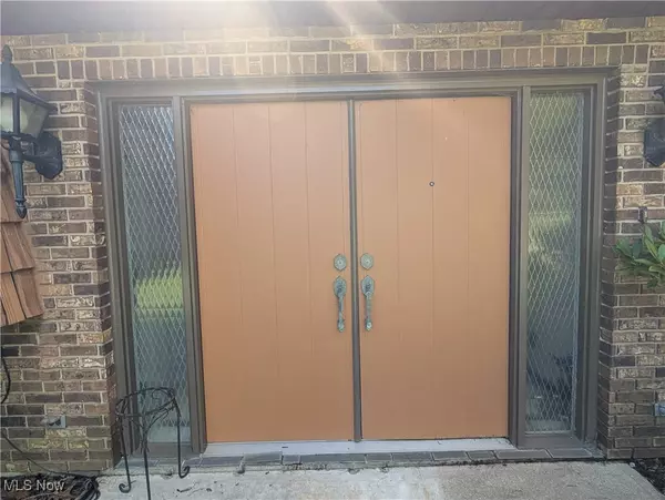 Zanesville, OH 43701,5220 Hampton CT