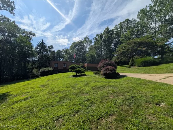 Zanesville, OH 43701,5220 Hampton CT