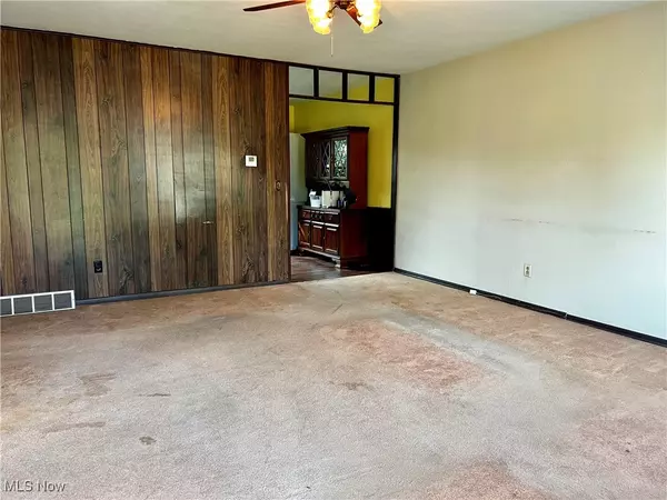 Lorain, OH 44052,2029 G ST