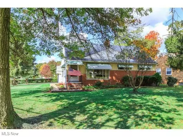 298 Richmond RD, Richmond Heights, OH 44143