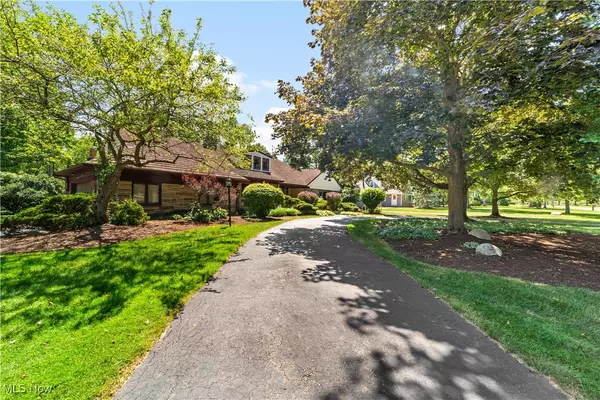 Pepper Pike, OH 44124,28150 Gates Mills BLVD
